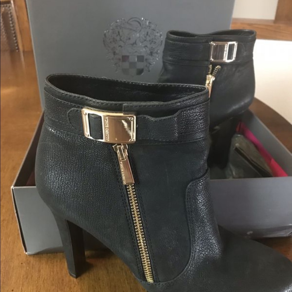 Vince CAMUTO black boots